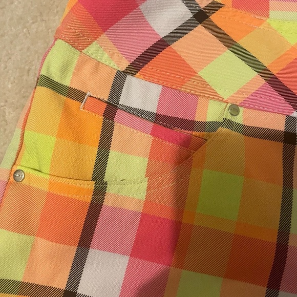 Lavender golf colorful plaid golf shorts-size 12 like new - Picture 3 of 9